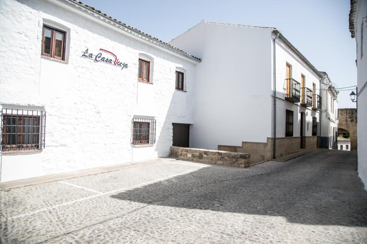 Apartamentos Turisticos La Casa Vieja Sabiote Exterior foto
